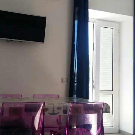 A Casa Di Nella Affittacamere *